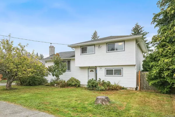 Comox, BC V9M 1E6,412 Rodello St