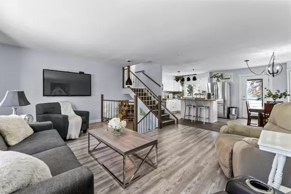 Calgary, AB T2B1B1,3108 39 ST Southeast