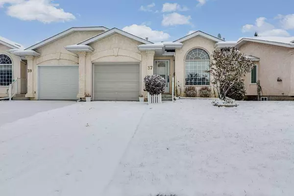 37 Liberty Close, Lacombe, AB T4L 1P3