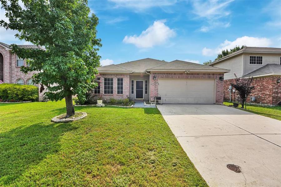 4120 Cardigan Drive, Grand Prairie, TX 75052