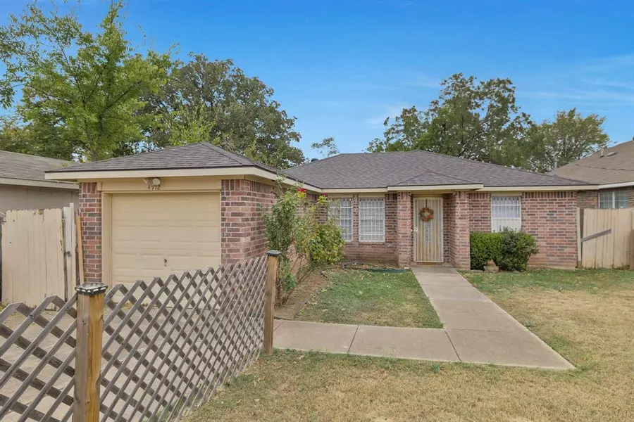 4912 Elgin Street, Fort Worth, TX 76105