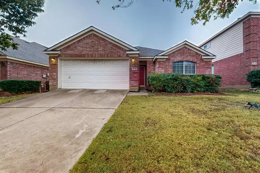 3605 Aldersyde Drive, Fort Worth, TX 76244