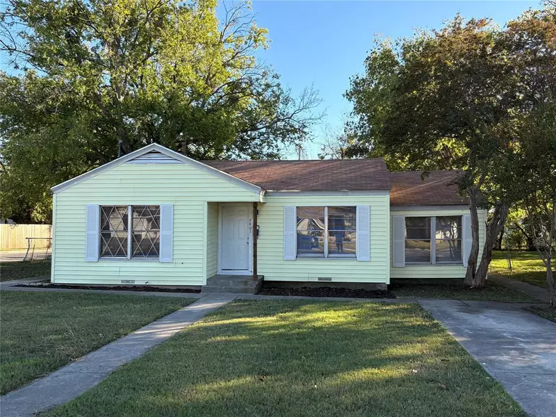 7401 Mohawk Avenue, Fort Worth, TX 76116