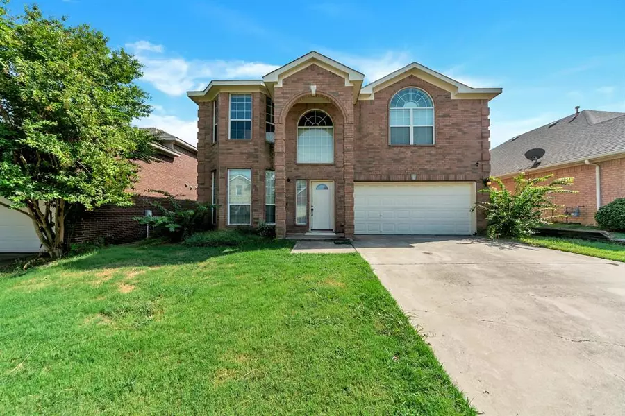 4912 Happy Trail, Fort Worth, TX 76244