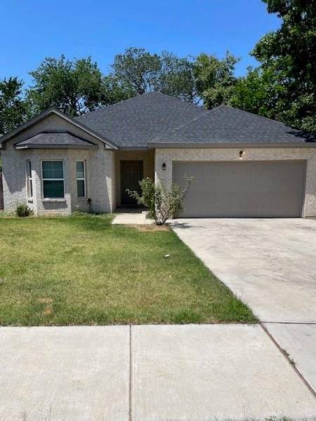 1233 E Powell Avenue, Fort Worth, TX 76104