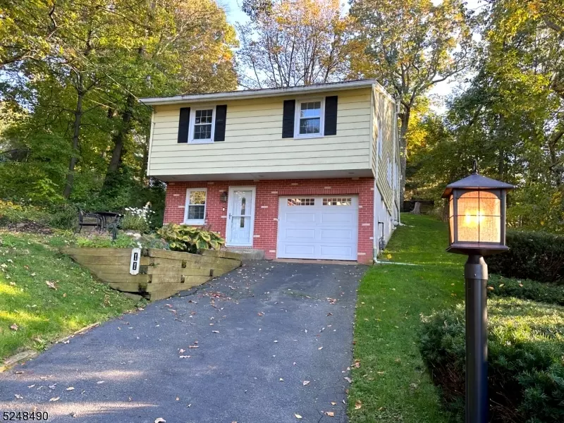 11 Springbrook Ter, Jefferson Twp., NJ 07849