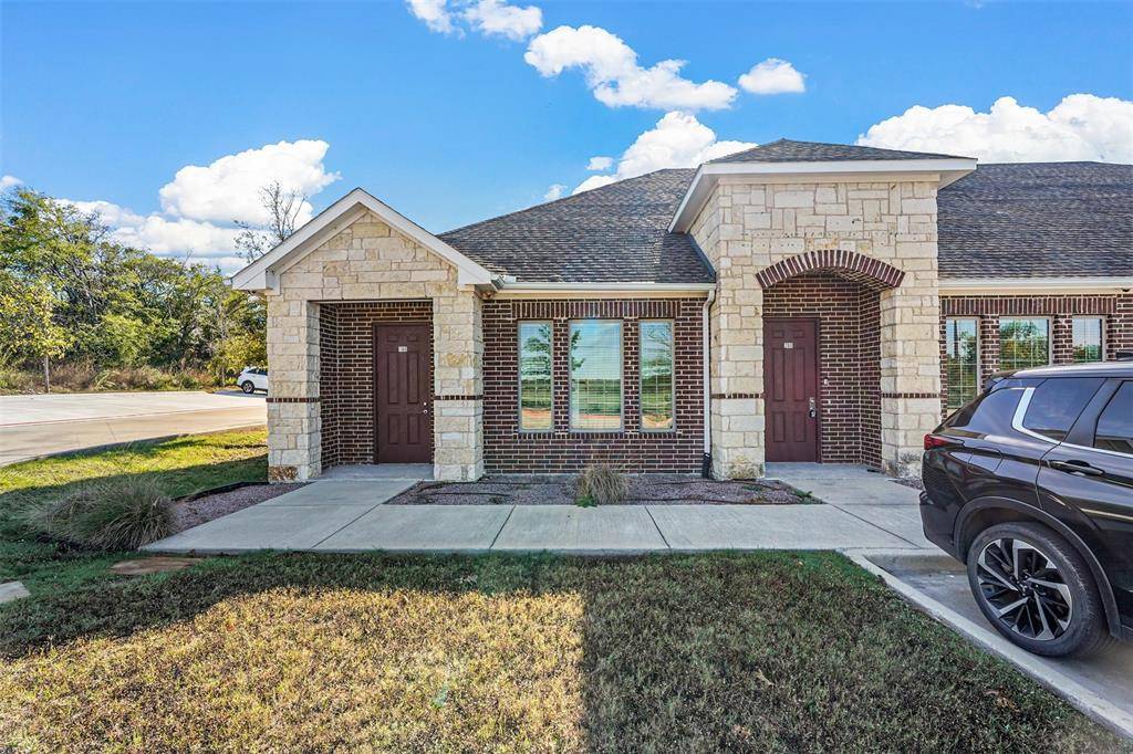 Rowlett, TX 75089,8212 Liberty Grove Road #100-200