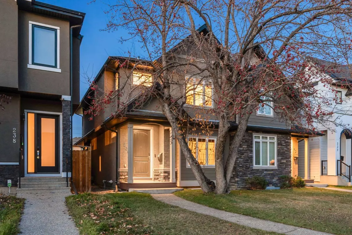 Calgary, AB T2M 1S2,236 23 AVE Northwest