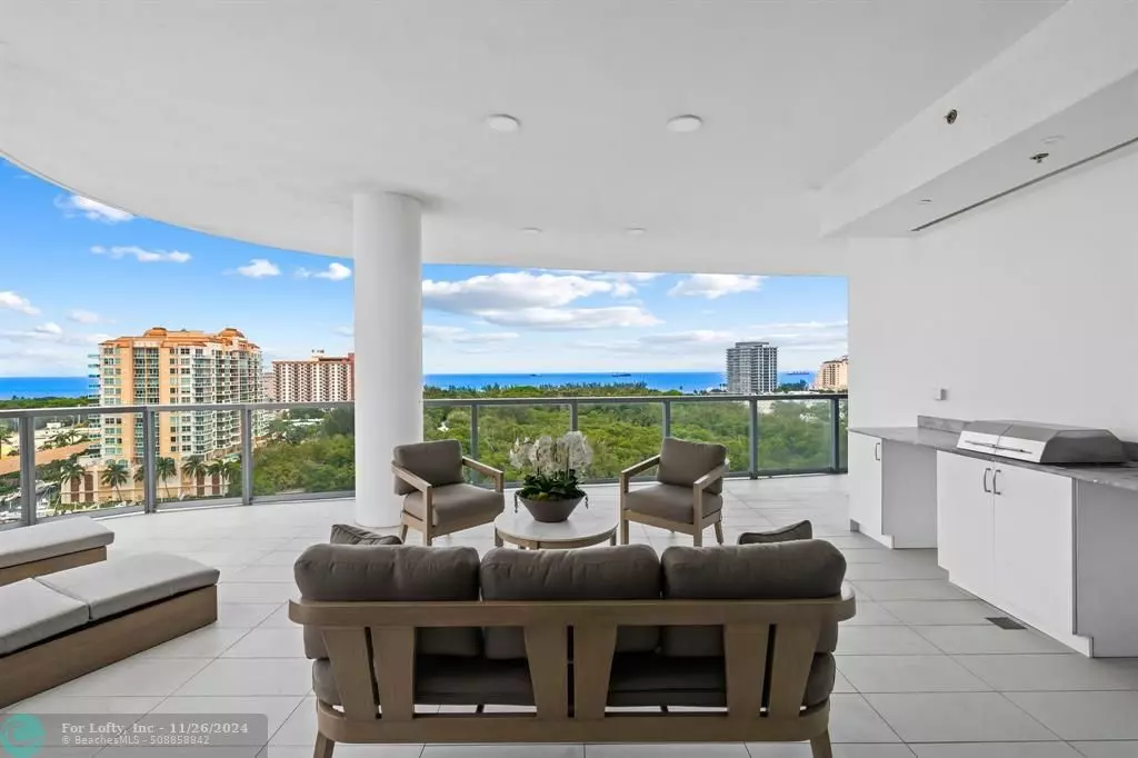 Fort Lauderdale, FL 33304,920 Intracoastal Dr  #1201