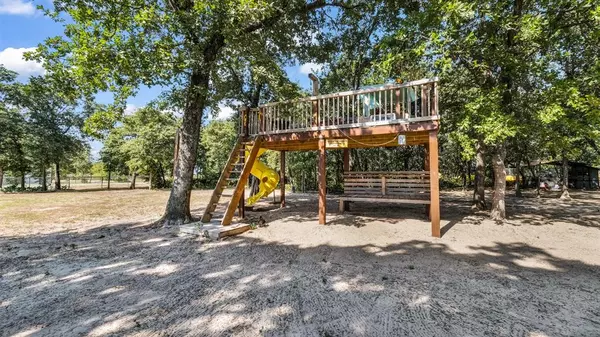 Poolville, TX 76487,315 Timbers Circle