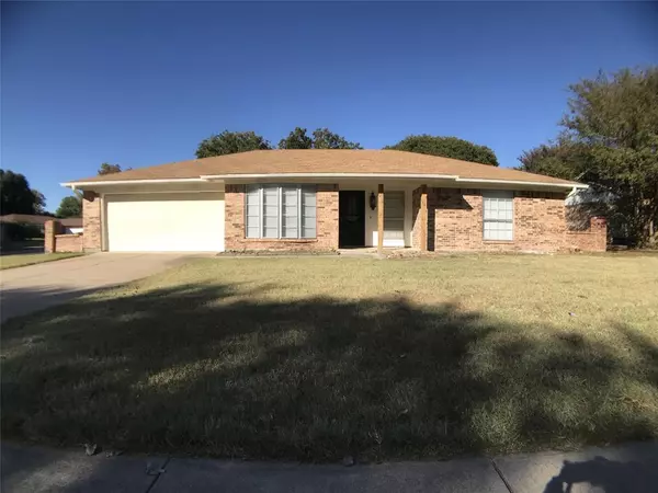 Benbrook, TX 76126,9944 Edmund Drive