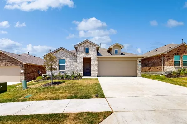 9409 Fallston Drive, Fort Worth, TX 76108