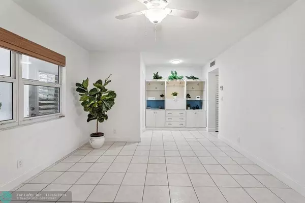 Hollywood, FL 33019,1451 N 12th Ct  #9B