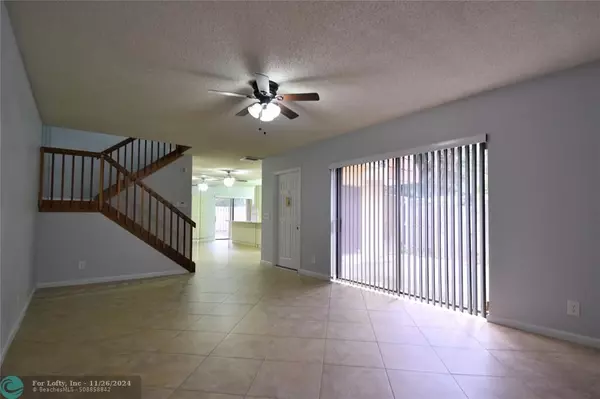 Plantation, FL 33324,9845 NW 6TH CT  #9845