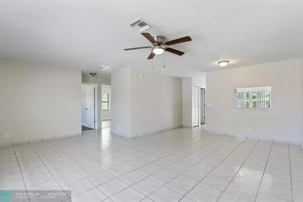 Boynton Beach, FL 33436,7377 Palmdale Dr