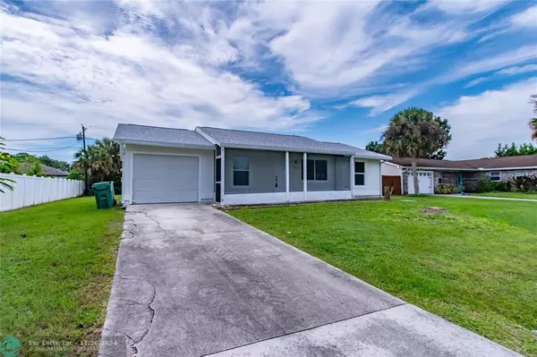 180 SW Todd Ave, Port St Lucie, FL 34983