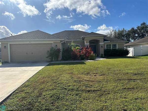 5834 NW Gillespie Ave, Port St Lucie, FL 34986