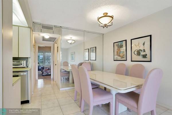 Deerfield Beach, FL 33442,332 Grantham B  #332