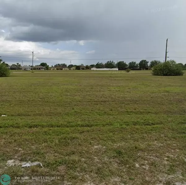 Cape Coral, FL 33909,2208 NE 16th Ter