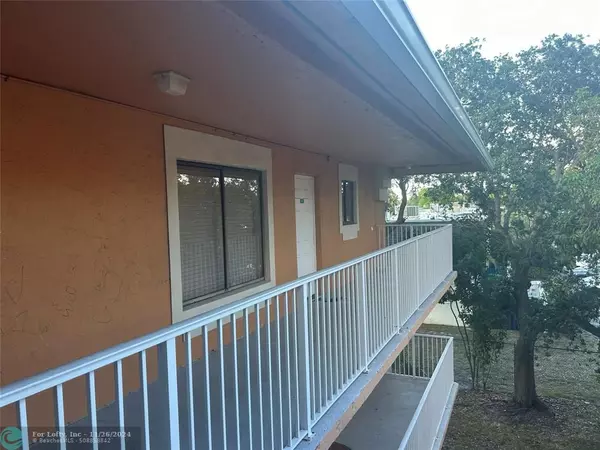 Davie, FL 33314,6900 SW 39th St  #308J