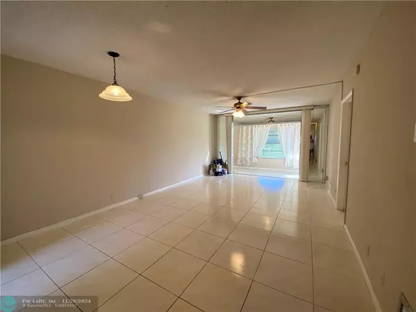 Pompano Beach, FL 33064,2850 W GOLF BLVD  #115