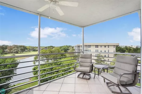 4020 W Palm Aire Dr  #502, Pompano Beach, FL 33069