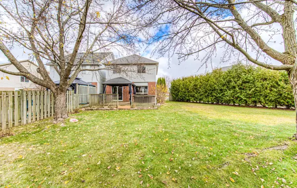 Kitchener, ON N2A 4B4,750 Fairway CT