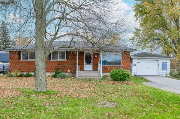 Haldimand, ON N0A 1E0,17 Joseph ST W