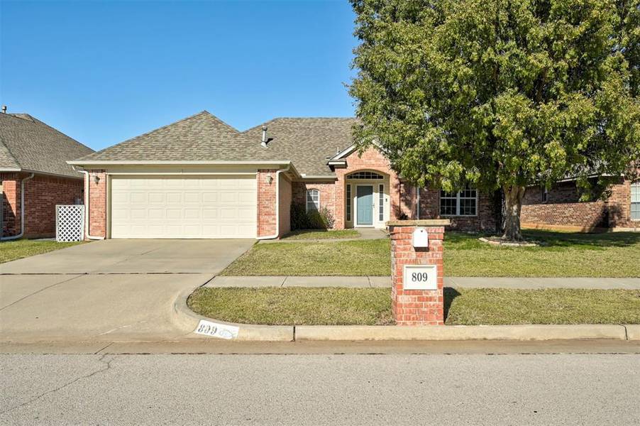 809 SW 160th Street, Oklahoma City, OK 73170