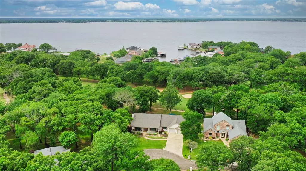 125 Bay Tree Trail, Mabank, TX 75156