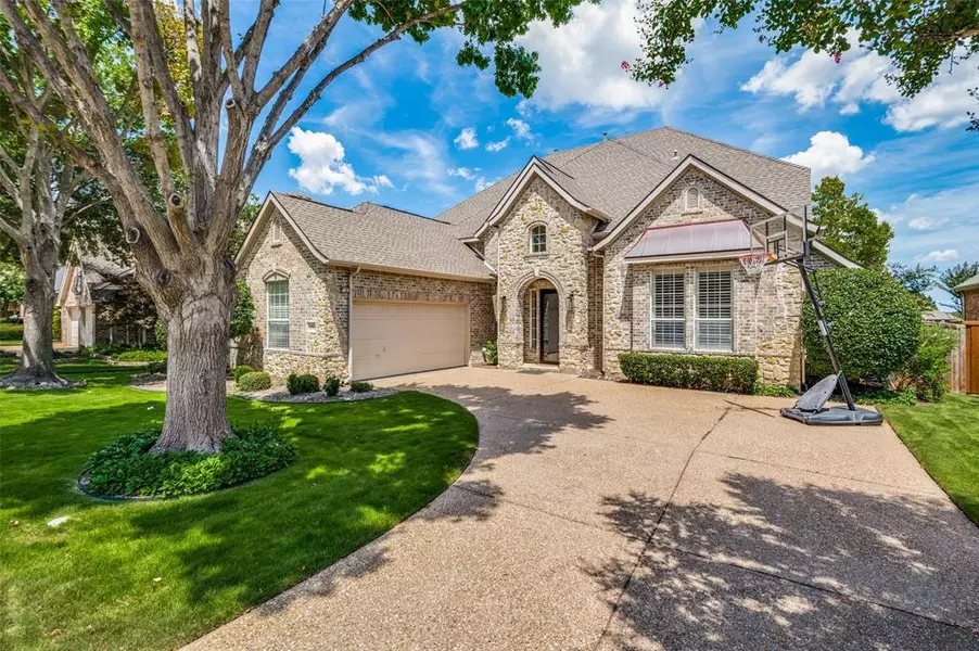 6904 Ravenwood Drive, Mckinney, TX 75072