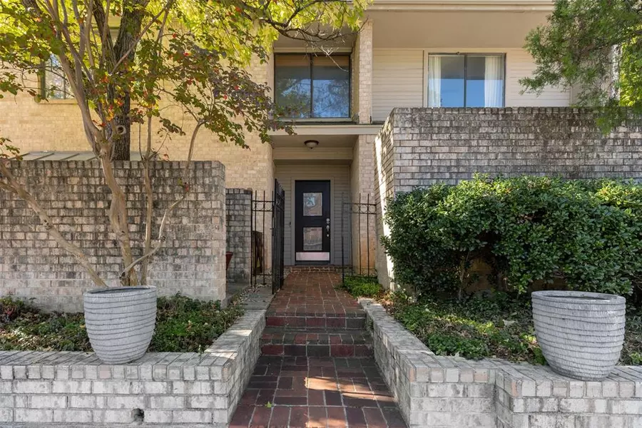 4715 Collinwood Avenue #6, Fort Worth, TX 76107