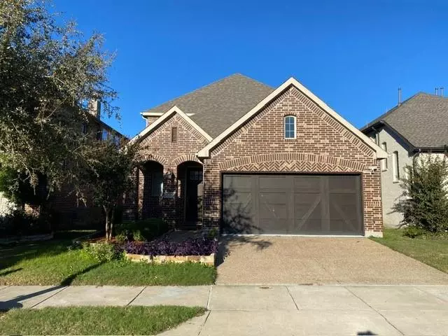 212 Highwood Trail, Lewisville, TX 75056