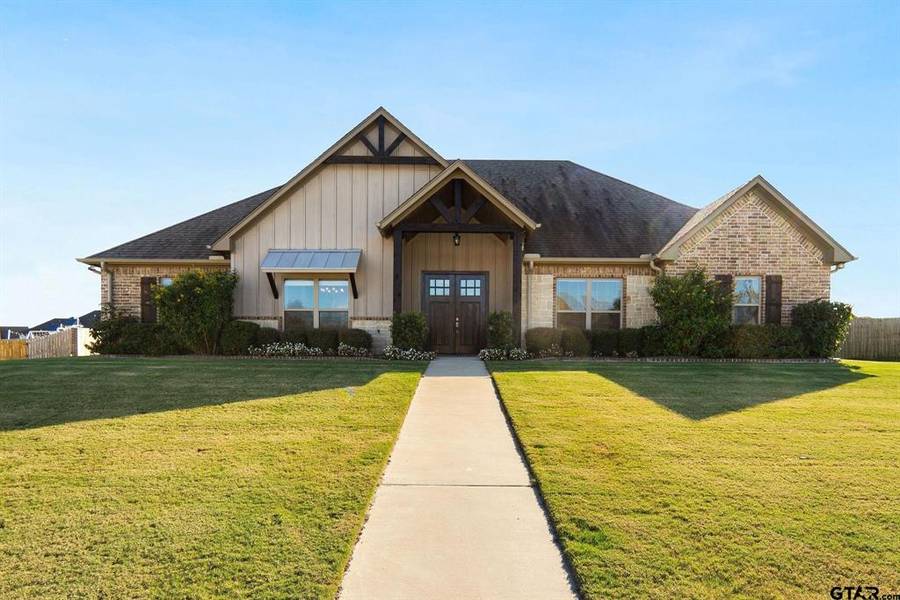 280 Bush Buck Way, Bullard, TX 75757