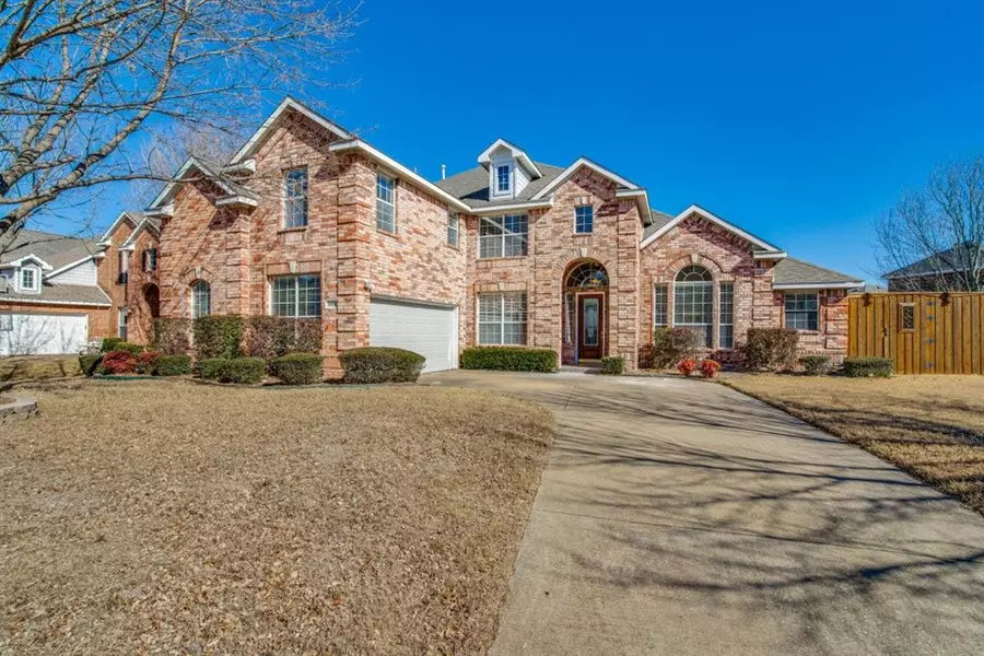 9018 Royal Burgess Drive, Rowlett, TX 75089