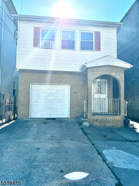 Elizabeth City, NJ 07206,129 5th St