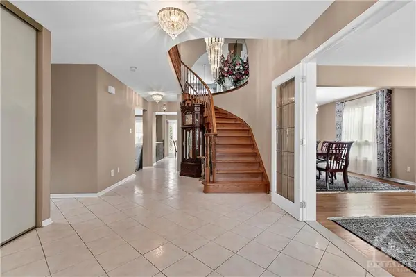 Ottawa, ON K4A 2V4,1839 CARRIGAN DR