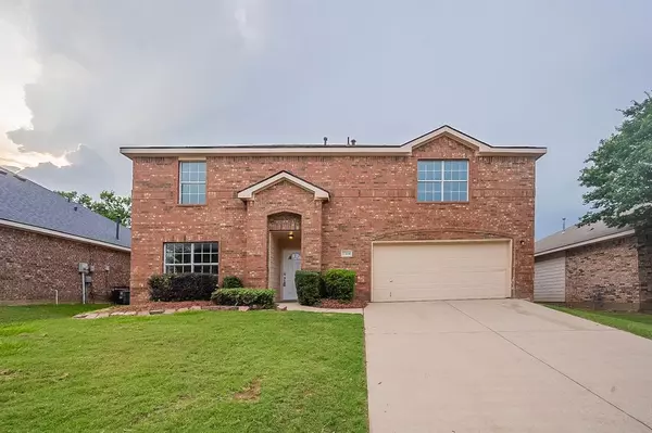 1308 Maple Terrace Drive, Mansfield, TX 76063