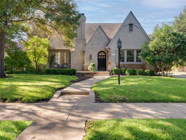 4545 N Versailles Avenue, Highland Park, TX 75205