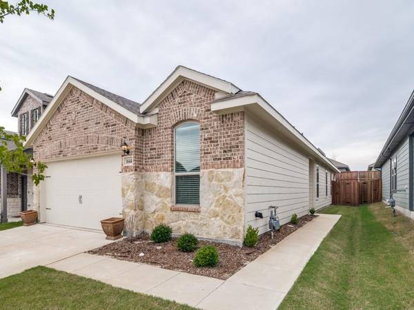 Forney, TX 75126,1644 Briar Hunt Drive