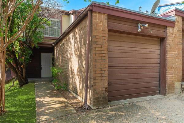 7414 Fair Oaks Avenue #B6, Dallas, TX 75231