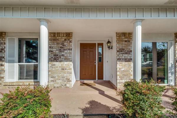 Flower Mound, TX 75028,2848 Oxford Lane