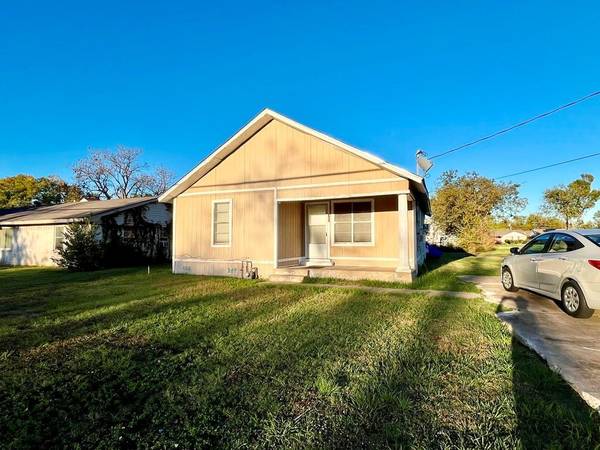 Forney, TX 75126,702 E Aimee Street