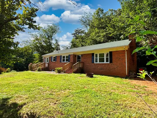 Lovingston, VA 22949,22 Anderson LN