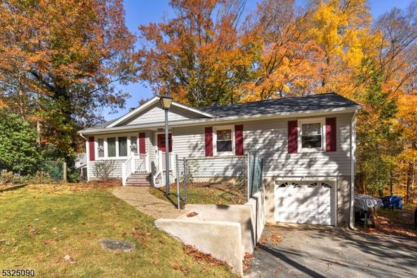 101 Oakland Ave, Rockaway Twp., NJ 07866