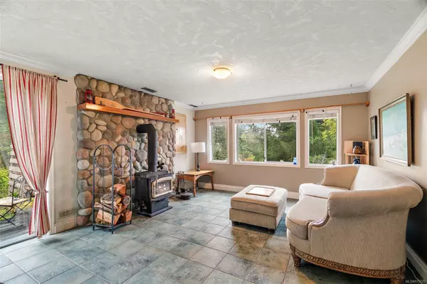 Sooke, BC V9Z 0N5,2197 Henlyn Dr