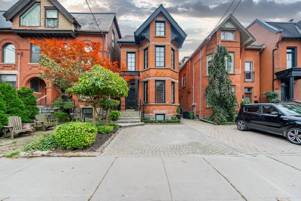 43 Bernard AVE, Toronto C02, ON M5R 1R3