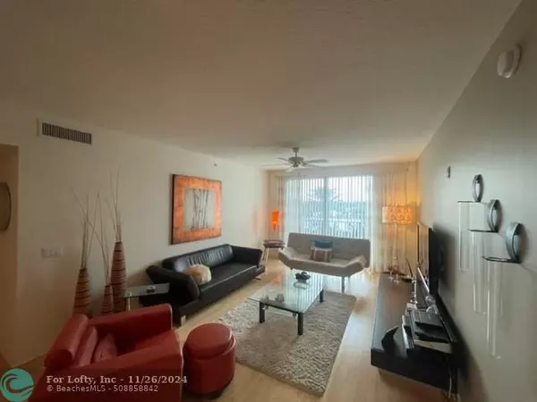 Fort Lauderdale, FL 33308,2401 NE 65th St  #511