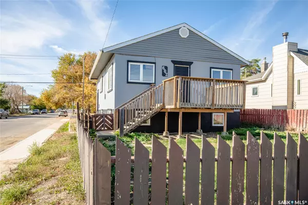 Moose Jaw, SK S6H 4H8,602 9th AVENUE NW