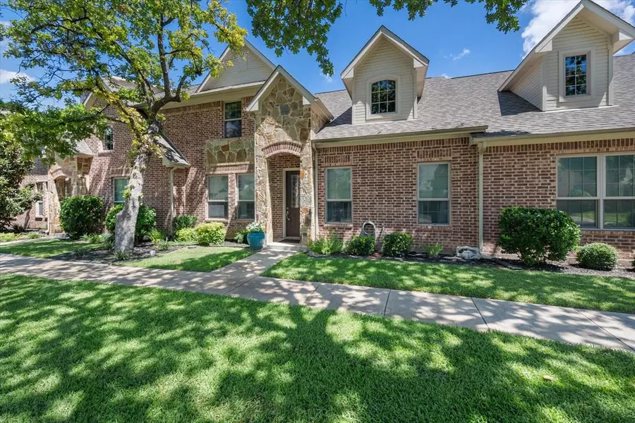 5224 Park Drive, River Oaks, TX 76114